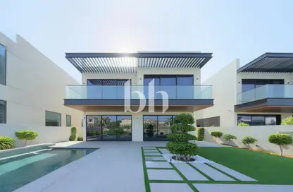 Villa - 5 Bedrooms - 6 Bathrooms for sale in Jumeirah Park Homes - Jumeirah Park - Dubai