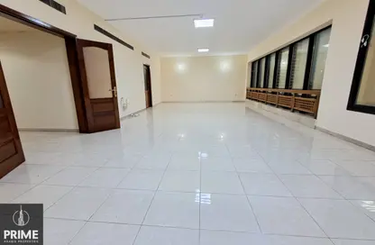 Apartment - 3 Bedrooms - 3 Bathrooms for rent in Airport Road - Abu Dhabi