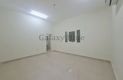 Empty Room image for: Apartment - 3 Bedrooms - 4 Bathrooms for rent in Mohamed Bin Zayed Centre - Mohamed Bin Zayed City - Abu Dhabi, Image 1
