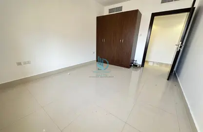شقة - غرفة نوم - 1 حمام للايجار في شارع حمدان - أبوظبي