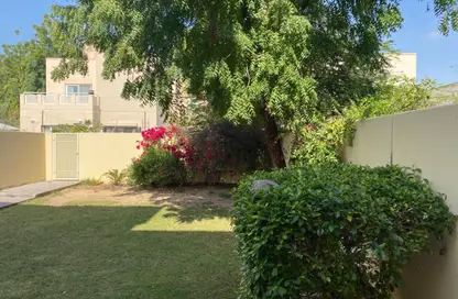 فيلا - 3 غرف نوم - 3 حمامات للايجار في الينابيع 15 - الينابيع - دبي