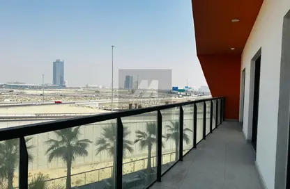 Apartment - 2 Bedrooms - 2 Bathrooms for rent in Binghatti Gems - Jumeirah Village Circle - Dubai