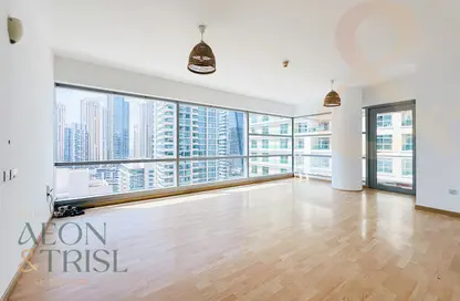 Apartment - 3 Bedrooms - 5 Bathrooms for rent in La Riviera - Dubai Marina - Dubai