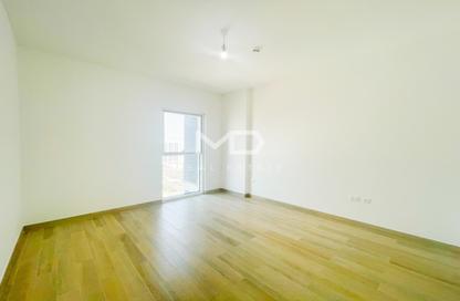 Apartment - 3 Bedrooms - 2 Bathrooms for sale in Waters Edge - Yas Island - Abu Dhabi