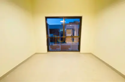 Apartment - 2 Bedrooms - 2 Bathrooms for rent in Dar Al Hai - Al Souk Al Kabeer - Bur Dubai - Dubai