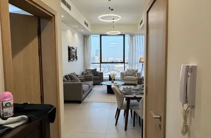 Apartment - 1 Bedroom - 2 Bathrooms for rent in La Plage Tower - Al Mamzar - Sharjah - Sharjah