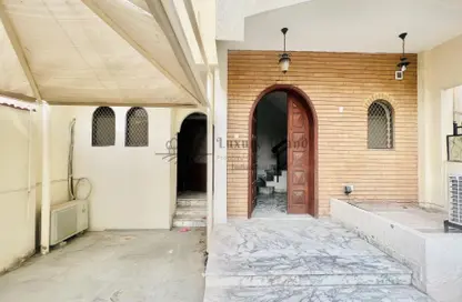 Terrace image for: Villa - 4 Bedrooms - 4 Bathrooms for rent in Al Mushrif - Abu Dhabi, Image 1