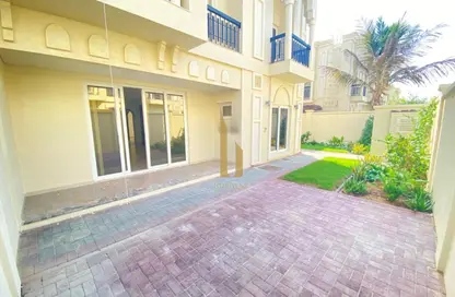 Villa - 5 Bedrooms - 5 Bathrooms for rent in Umm Suqeim 1 Villas - Umm Suqeim 1 - Umm Suqeim - Dubai