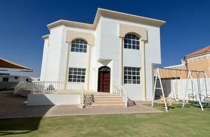 Villa - 5 Bedrooms - 6 Bathrooms for rent in Al Bateen - Al Ain