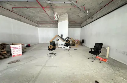 Shop - Studio for rent in IT Plaza - Dubai Silicon Oasis - Dubai