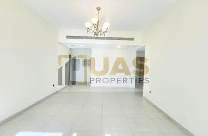 Apartment - 2 Bedrooms - 3 Bathrooms for rent in Yasmeen Building - Al Jaddaf - Dubai