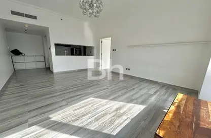 Apartment - 1 Bedroom - 2 Bathrooms for rent in MAG 214 - JLT Cluster R - Jumeirah Lake Towers - Dubai