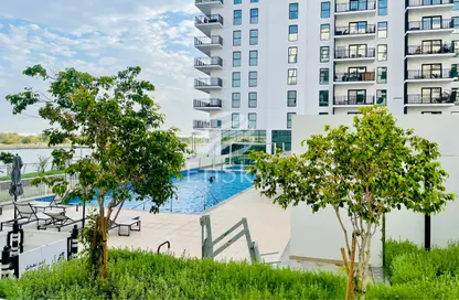 Apartment - 2 Bedrooms - 2 Bathrooms for sale in Waters Edge - Yas Island - Abu Dhabi