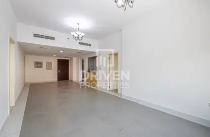 شقة - 2 غرف نوم - 3 حمامات للايجار في ساندهيرست هاوس - الضاحية 10 - قرية الجميرا سركل - دبي