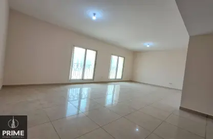 Apartment - 3 Bedrooms - 4 Bathrooms for rent in Delma Street - Al Mushrif - Abu Dhabi