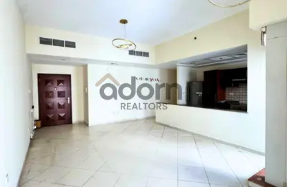 Apartment - 2 Bedrooms - 2 Bathrooms for rent in Cascades Tower - Dubai Marina - Dubai