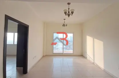 Apartment - 1 Bedroom - 1 Bathroom for sale in Mazaya 28 - Queue Point - Liwan - Dubai Land - Dubai
