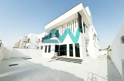 Villa - 5 Bedrooms - 7 Bathrooms for sale in Alreeman - Al Shamkha - Abu Dhabi