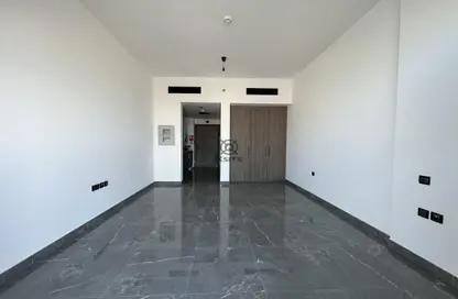 صورة لـ غرفة فارغة شقة - 1 حمام للايجار في جويا بلانكا ريزيدنس - ارجان - دبي ، صورة رقم 1