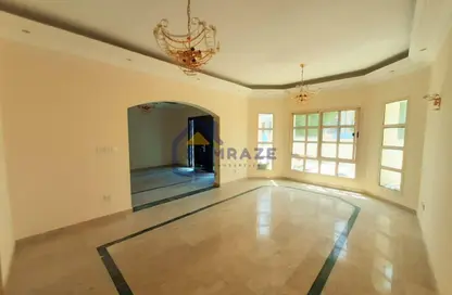 Villa - 5 Bedrooms - 7 Bathrooms for rent in Al Garhoud - Dubai