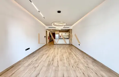 Apartment - 1 Bedroom for rent in Rokane G25 - Jumeirah Village Circle - Dubai