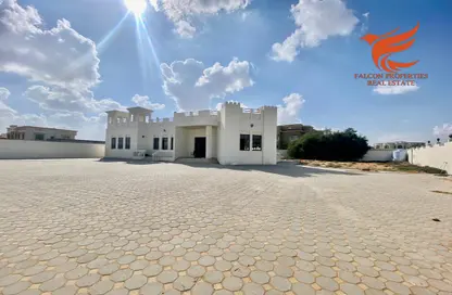 Outdoor House image for: Villa - 3 Bedrooms - 4 Bathrooms for rent in Al Dhait South - Al Dhait - Ras Al Khaimah, Image 1