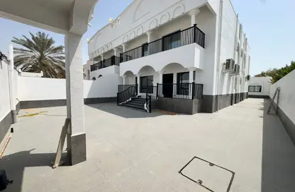 Villa - 5 Bedrooms - 7 Bathrooms for rent in Jumeirah 3 Villas - Jumeirah 3 - Jumeirah - Dubai