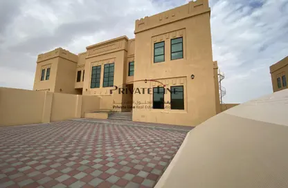 Villa - 5 Bedrooms for rent in Al Bateen - Al Ain