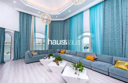 Villa - 4 Bedrooms - 5 Bathrooms for rent in Garden Homes Frond D - Garden Homes - Palm Jumeirah - Dubai