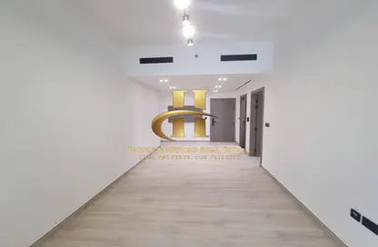 Apartment - 3 Bedrooms - 3 Bathrooms for rent in Binghatti LUNA - Jumeirah Village Circle - Dubai