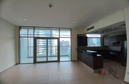 Apartment - 2 Bedrooms - 3 Bathrooms for rent in Al Dana Tower - Danet Abu Dhabi - Abu Dhabi