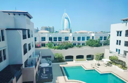 شقة - 2 غرف نوم - 3 حمامات للايجار في امبر رزدنسي - أم سقيم - دبي