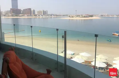شقة - 2 غرف نوم - 2 حمامات للايجار في رويال باي - نخلة جميرا - دبي