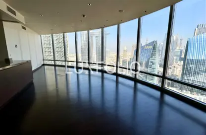 Apartment - 3 Bedrooms - 3 Bathrooms for rent in A Tower - Burj Khalifa Area - Downtown Dubai - Dubai
