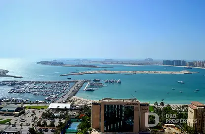 Apartment - 3 Bedrooms - 5 Bathrooms for rent in Ocean Heights - Dubai Marina - Dubai
