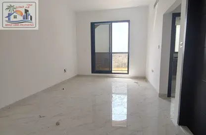 شقة - 2 غرف نوم - 3 حمامات للايجار في فلل الروضة 2 - 2  الروضة - الروضة - عجمان
