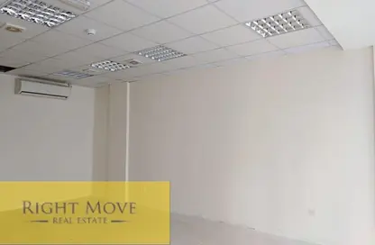 Shop - Studio - 1 Bathroom for rent in France Cluster - International City - Dubai
