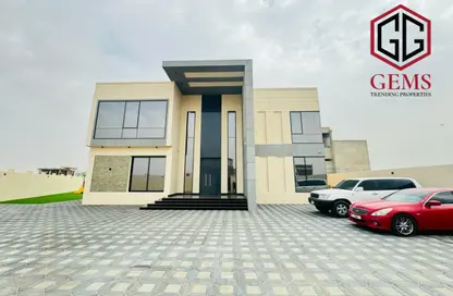 Villa - 4 Bedrooms - 5 Bathrooms for rent in Al Aweer 1 - Al Aweer - Dubai