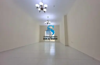 شقة - 2 غرف نوم - 3 حمامات للايجار في مساكن النهضة - النهدة - الشارقة