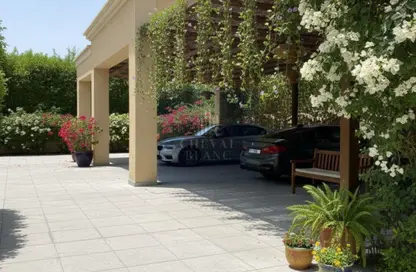 فيلا - 5 غرف نوم - 6 حمامات للايجار في فلل الجميرا 2 - جميرا 2 - الجميرا - دبي