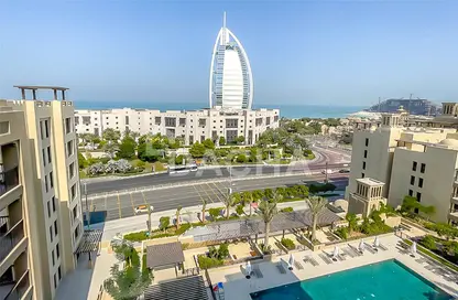 Apartment - 3 Bedrooms - 4 Bathrooms for rent in Lamtara 2 - Madinat Jumeirah Living - Umm Suqeim - Dubai