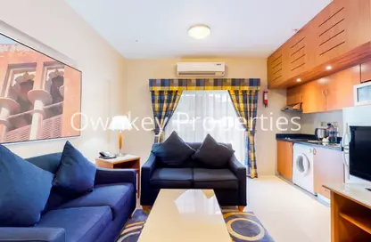 Apartment - Studio - 1 Bathroom for rent in Golden Sands 3 Hotel Apartments - Mankhool - Bur Dubai - Dubai