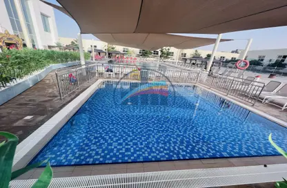 فيلا - 3 غرف نوم - 4 حمامات للايجار في قرية ورسان - المدينة الدولية - دبي