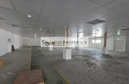Warehouse - Studio - 2 Bathrooms for rent in Al Qusais Industrial Area 1 - Al Qusais Industrial Area - Al Qusais - Dubai
