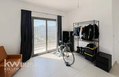 Apartment - 3 Bedrooms - 4 Bathrooms for rent in Zahra Apartments 2B - Zahra Apartments 2 - Zahra Apartments - Town Square - Dubai