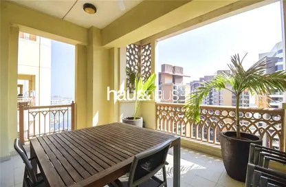 Apartment - 2 Bedrooms - 2 Bathrooms for sale in Marina Residences 6 - Marina Residences - Palm Jumeirah - Dubai