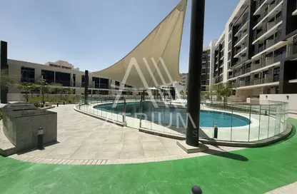 Apartment - Studio - 1 Bathroom for sale in The Gate - Masdar City - Abu Dhabi