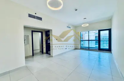 Apartment - 1 Bedroom - 2 Bathrooms for rent in Jumeirah Garden City - Al Satwa - Dubai