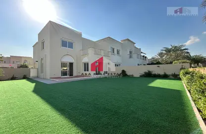 فيلا - 3 غرف نوم - 4 حمامات للايجار في الينابيع 3 - الينابيع - دبي فيلا - 3 غرف نوم - 4 حمامات للايجار في الينابيع 3 - الينابيع - دبي