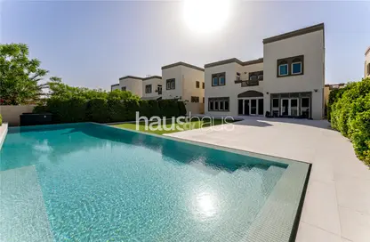 Villa - 3 Bedrooms - 4 Bathrooms for sale in Regional - Jumeirah Park - Dubai